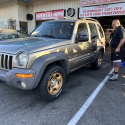 Fast Track Tire & Auto Service - Happy customer