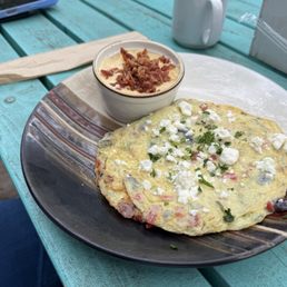 Greek goddess omelette with cheesy hashbrowns Greek goddess omelette with cheesy hashbrowns