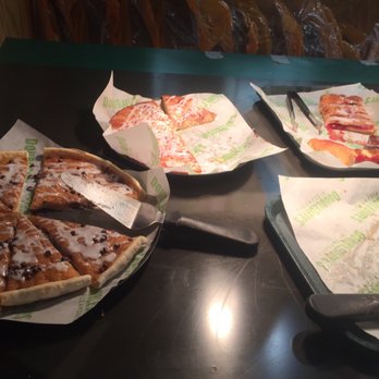 DoubleDave's Pizzaworks - Desert pizza... good selection - Pizza Near Me - Georgetown, Texas DoubleDave's Pizzaworks - Desert pizza... good selection - Pizza Near Me - Georgetown, Texas