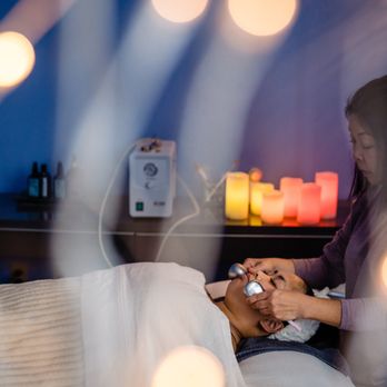 Skinsense Spa - SkinSense Spa offers a wide variety of holistic facials that are effective yet gentle. - Skin Care Near Me - Lake Oswego, Oregon Skinsense Spa - SkinSense Spa offers a wide variety of holistic facials that are effective yet gentle. - Skin Care Near Me - Lake Oswego, Oregon