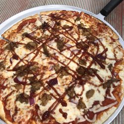 Ox Bend Brewing - Porker pizza, thin crust