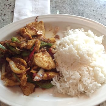 Laut - The chef didn't even bother to make the dish LOOK presentable - Thai Near Me - New York, New York