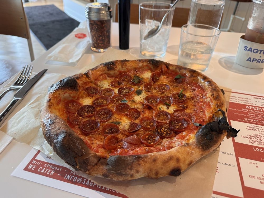 Sag Pizza Logo