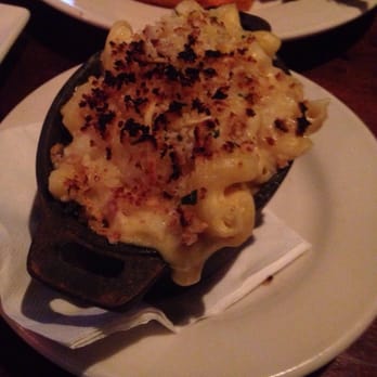 Weber Grill Restaurant - Baked mac and cheese - Barbeque Near Me - Chicago, Illinois