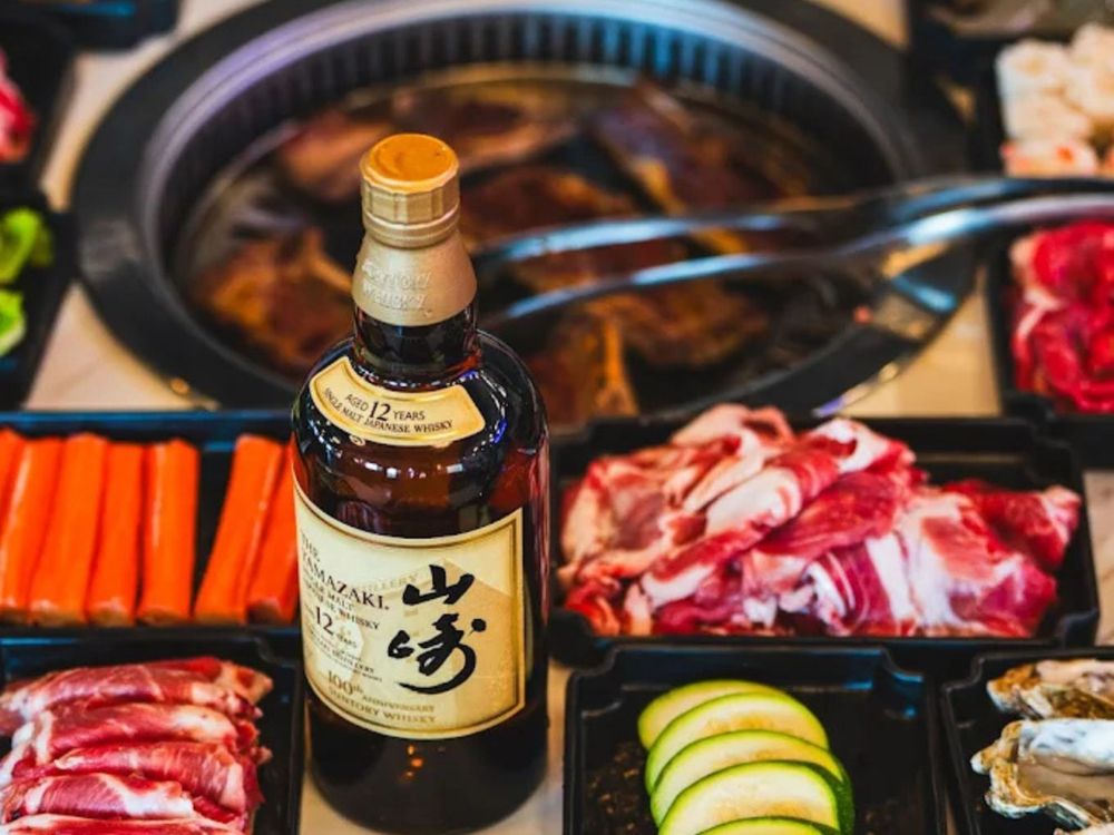 Chako Korean BBQ & Hot Pot Logo