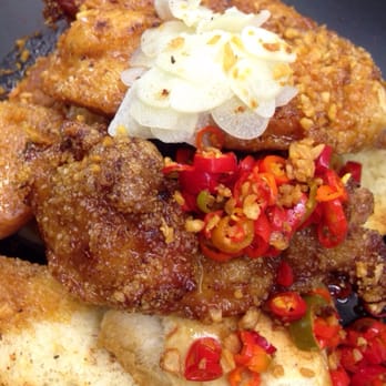 Maketto - Taiwanese Fried Chicken with Bread - Cafes Near Me - Washington, DC, District of Columbia