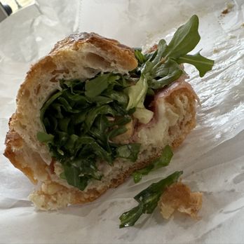 Petraroia Deli - Fried artichoke and arugula on baguette. My mistake. But I imagine people love it. - Delis Near Me - Litchfield, Connecticut Petraroia Deli - Fried artichoke and arugula on baguette. My mistake. But I imagine people love it. - Delis Near Me - Litchfield, Connecticut