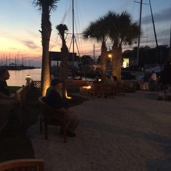 Sunset Pointe - Doesn't get any better than this - Bars Near Me - Fairhope, Alabama