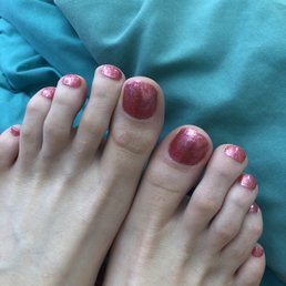 Gel pedicure