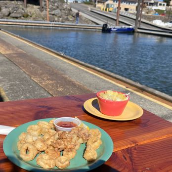 The Puffin Cafe - Calamari - Caribbean Near Me - Washougal, Washington
