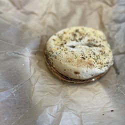 Ceremony Coffee Roasters - Bethesda Crescent - Everything bagel w/smoked salmon cream cheese