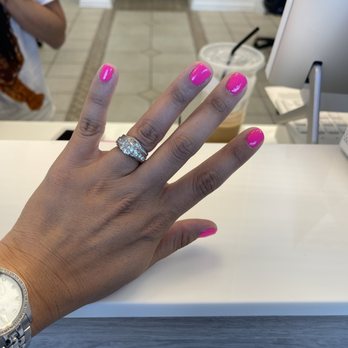 Lash & Nail Bar - Eyelash Service Near Me - Clarksville, Maryland