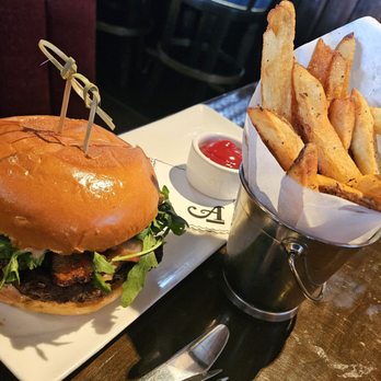 A PCH - Hamburger & fries - Breakfast & Brunch Near Me - Long Beach, California