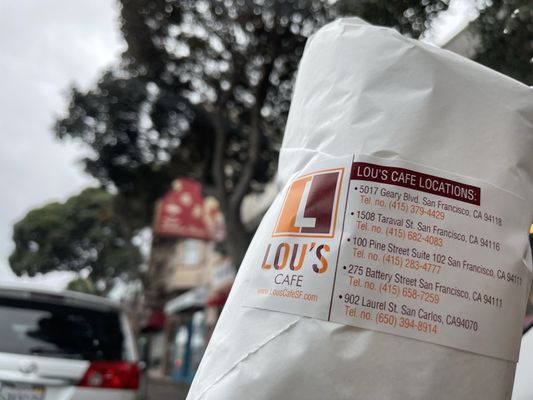 Lou's Cafe by null