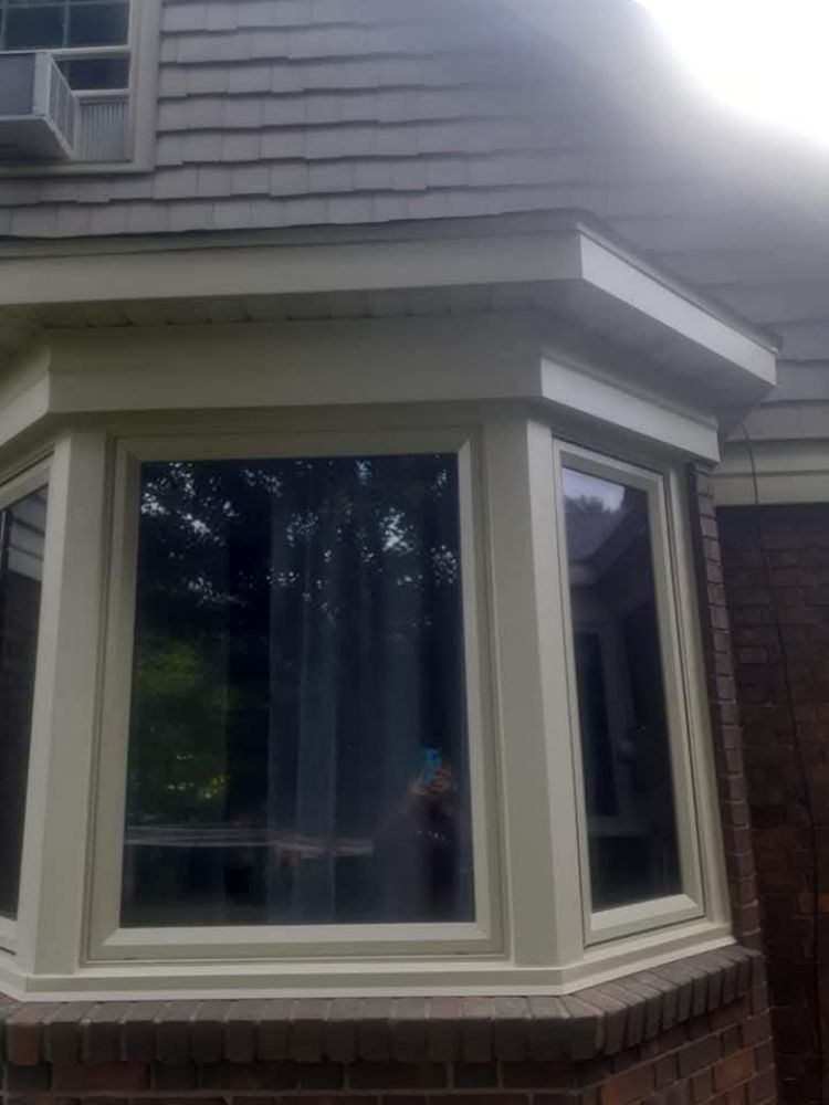 Slide of H I C Handyman Service