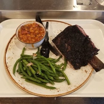 Killen's Barbecue - Beef rib, bbq beans, and green beans - Barbeque Near Me - Pearland, Texas