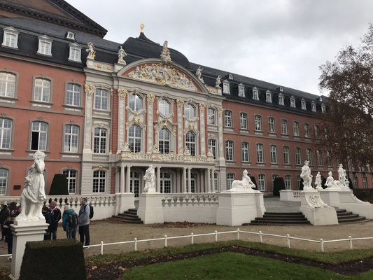 Electoral Palace by null