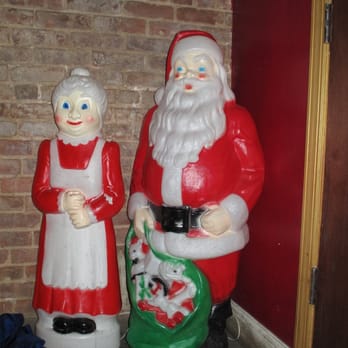 Bushwick Country Club - Santa?! Is that you...? - Bars Near Me - Brooklyn, New York Bushwick Country Club - Santa?! Is that you...? - Bars Near Me - Brooklyn, New York