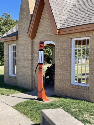 Conway Official Missouri Welcome Center by null