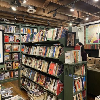 The Book Lady Bookstore - Bookstores Near Me - Savannah, Georgia