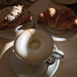 Agorà Caffè - Uno dei cappuccini migliori della città.