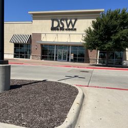 DSW Designer Shoe Warehouse - Store front