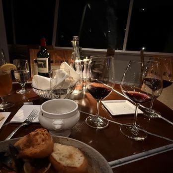 Pacific's Edge Restaurant - Seafood Near Me - Carmel, California