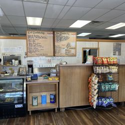 Dominick's Delicatessen - Menu - 06/2025