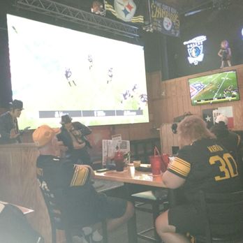 Austin Avenue I - Checking in at Austin avenue at 8:00 a.m. in the morning for the Steelers game. - Sports Bars Near Me - Plano, Texas