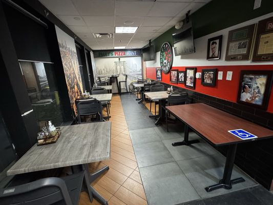 Pauly's Pizza Joint by null