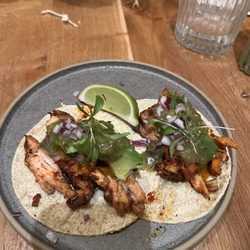 Wahaca - Chicken tacos