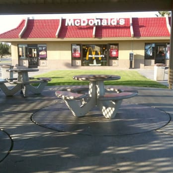 McDonald's - MCD's @ Buttonwillow, CA - Fast Food Near Me - Buttonwillow, California McDonald's - MCD's @ Buttonwillow, CA - Fast Food Near Me - Buttonwillow, California