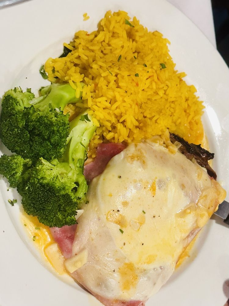 RICARDO’S RESTAURANT Updated November 2024 47 Photos & 77 Reviews