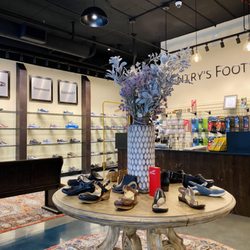 Gentry’s Footwear - Shoes for men and women