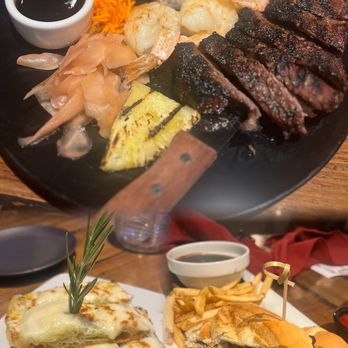 Sur at The Barnyard - Kona Steak with Shrimp & French dip - New American Near Me - Carmel, California Sur at The Barnyard - Kona Steak with Shrimp & French dip - New American Near Me - Carmel, California