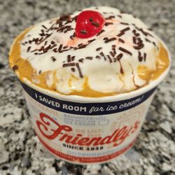 Friendly's - Reces Peanut Butter Sundae (Medium)