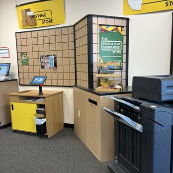 The UPS Store - Interior featuring Amazon return kiosk - Shipping Centers Near Me - Winter Springs, Florida The UPS Store - Interior featuring Amazon return kiosk - Shipping Centers Near Me - Winter Springs, Florida