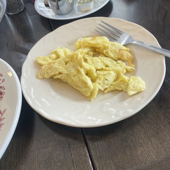 Comfort Cafe - Eggs with pancakes - Breakfast & Brunch Near Me - San Antonio, Texas