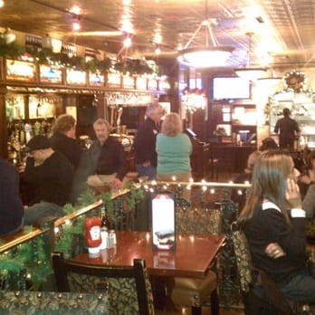 Elephant & Castle - Saturday afternoon in the Pub - Pubs Near Me - Chicago, Illinois Elephant & Castle - Saturday afternoon in the Pub - Pubs Near Me - Chicago, Illinois