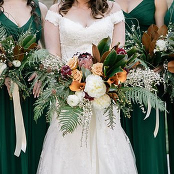 Bewilder Floral - Bride and bridesmaids bouquets - Floral Designers Near Me - Palo Alto, California Bewilder Floral - Bride and bridesmaids bouquets - Floral Designers Near Me - Palo Alto, California