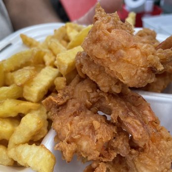 San Gennaro Feast - fried chicken and french fries - Italian Near Me - Hallandale Beach, Florida San Gennaro Feast - fried chicken and french fries - Italian Near Me - Hallandale Beach, Florida