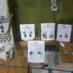 Flora María Joyas de la Tierra - Joyería en plata, ámbar y otras piedras preciosas.