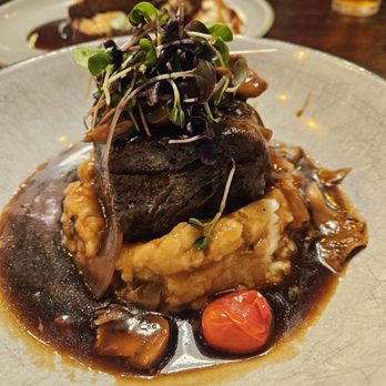 George Martin's Grillfire - Slow Braised short ribs were very good! - Steakhouses Near Me - Hanover, Maryland