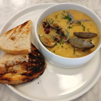 et al. - Clam chowder - Breakfast & Brunch Near Me - Honolulu, Hawaii et al. - Clam chowder - Breakfast & Brunch Near Me - Honolulu, Hawaii