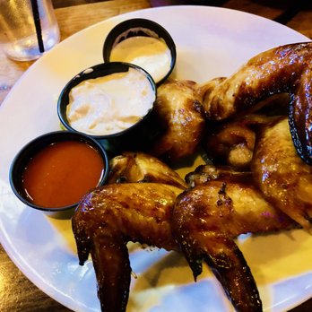 Draftcade - Smoked wings - they come undressed so if you want buffalo sauce you will need to ask for it on the side =/ - Eatertainment Near Me - Kansas City, Missouri