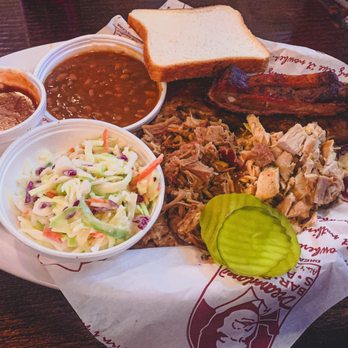 Dreamland BBQ - Ultimate BBQ Plate - Barbeque Near Me - Montgomery, Alabama Dreamland BBQ - Ultimate BBQ Plate - Barbeque Near Me - Montgomery, Alabama