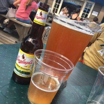 Boonedocks - BD Squeeze (Lemon Ale) and Summershandy - American Near Me - Glen Arbor, Michigan