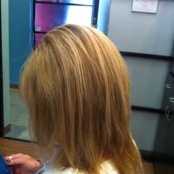 Jennifer Burnside at Salon 4 - Cut, color, style