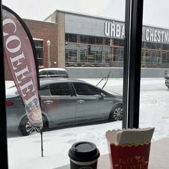 La Finca Coffee Shop - Looking out from the bar at La Finca Coffee. - Coffee & Tea Near Me - St Louis, Missouri