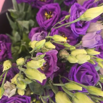 RosAmungThorns - Florists Near Me - Springfield, Missouri RosAmungThorns - Florists Near Me - Springfield, Missouri